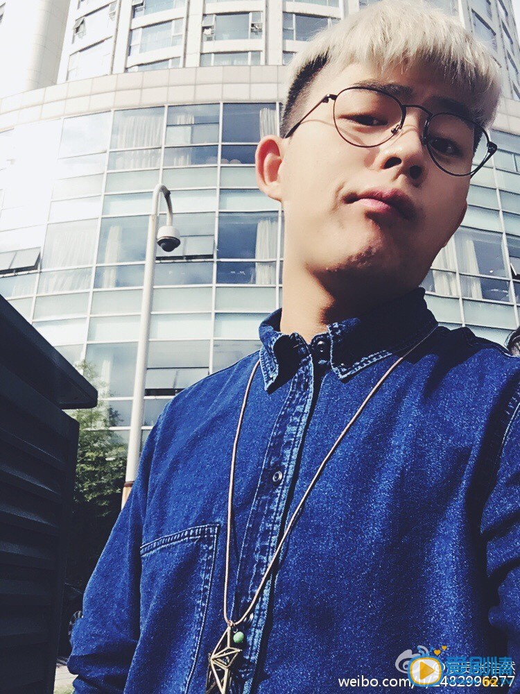 张浩然生活照 张浩然高清写真_张浩然高清剧照