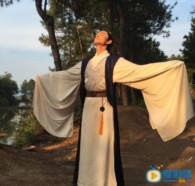 张晓晨《绝命卦师》剧照 张晓晨高清写真_张晓晨高清剧照