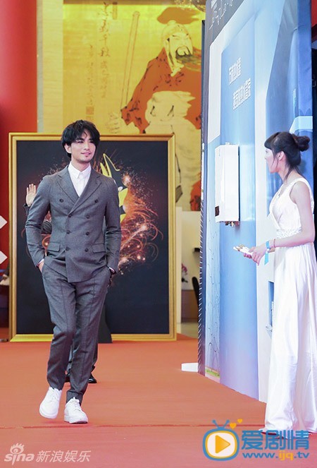 张晓晨采访活动照 张晓晨高清写真_张晓晨高清剧照