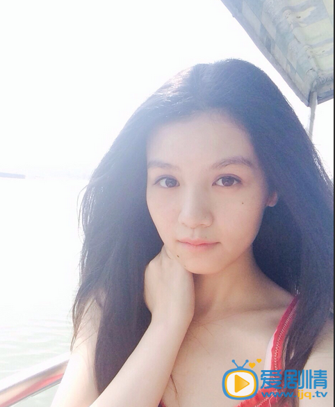 春夏生活照 春夏高清写真_春夏高清剧照