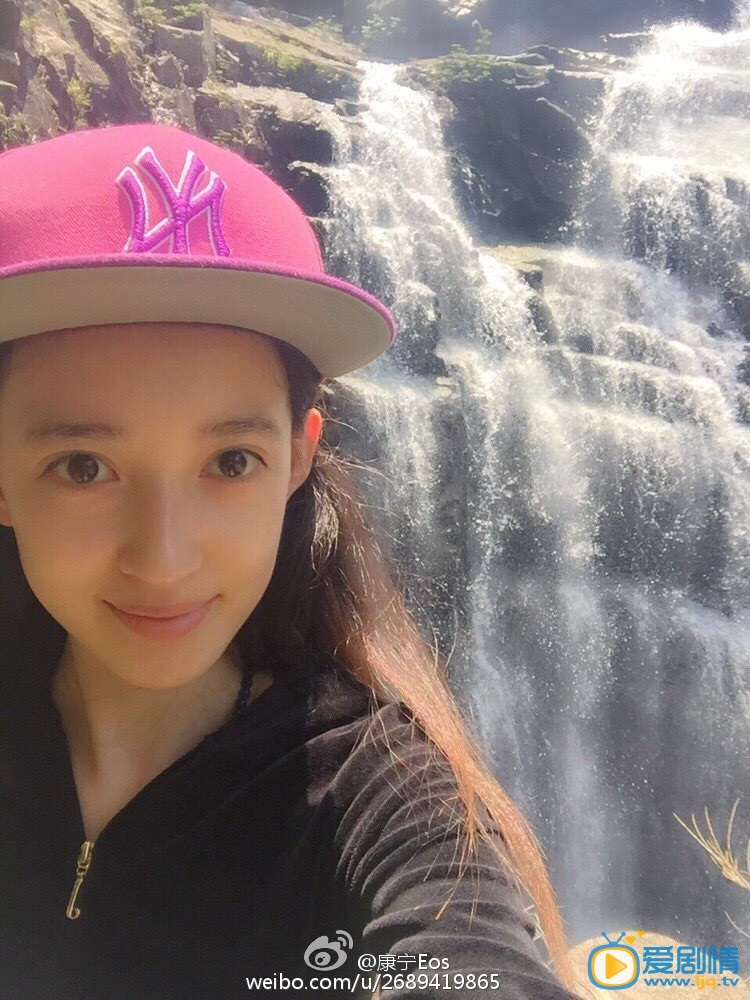 康宁生活照 康宁高清写真_康宁高清剧照