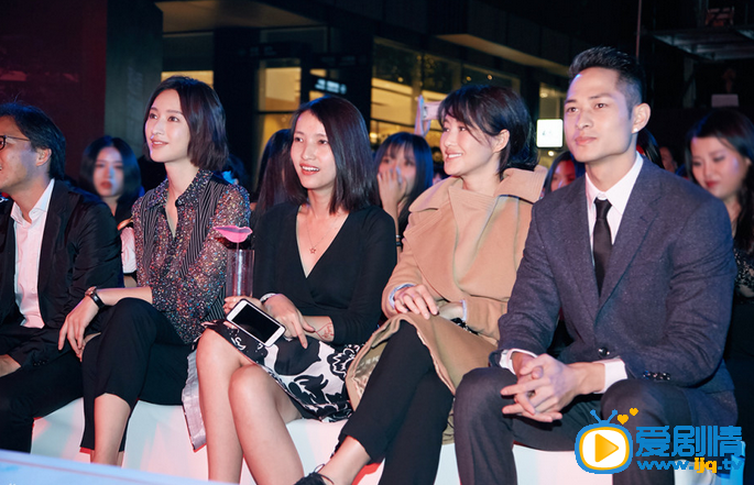 张俪活动照 张俪活动照