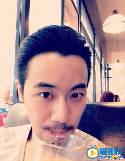 李德功常生活照 李德功常生活照