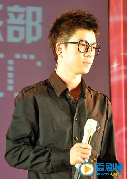 王栎鑫演唱会照片 王栎鑫高清写真_王栎鑫高清剧照