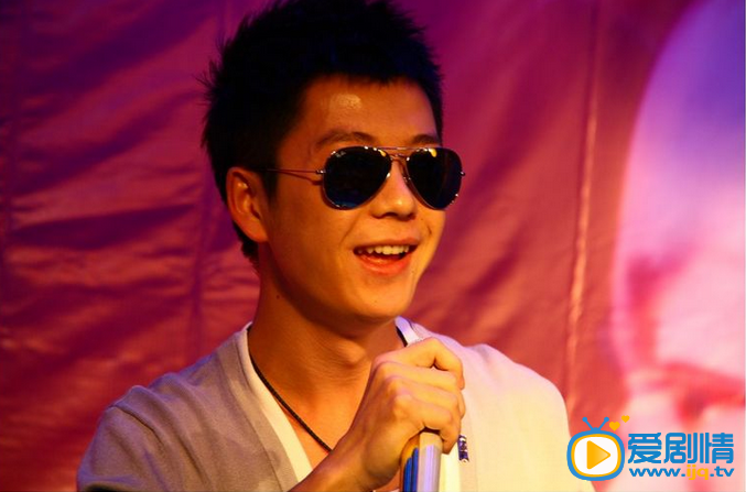 王栎鑫演唱会照片 王栎鑫高清写真_王栎鑫高清剧照