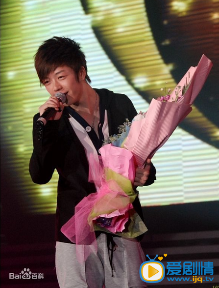 王栎鑫2008年宁波跨年演唱会 王栎鑫高清写真_王栎鑫高清剧照