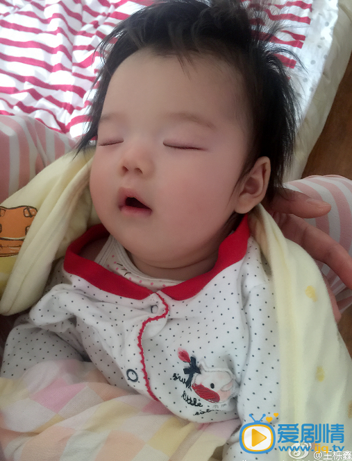 王栎鑫王栎鑫女儿照片 王栎鑫高清写真_王栎鑫高清剧照