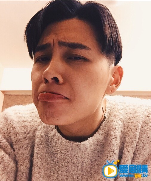 洪尧生活照 洪尧个人资料介绍简介洪尧生活照