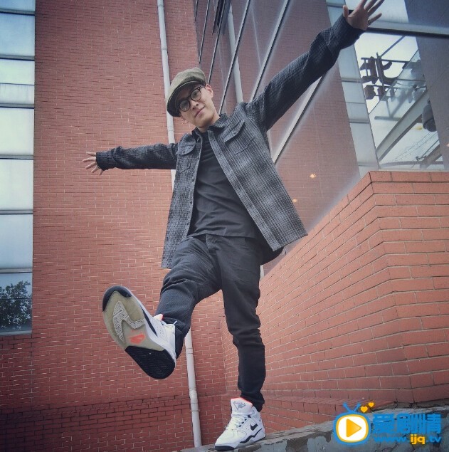 洪尧生活照 洪尧个人资料介绍简介洪尧生活照