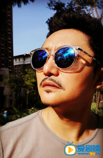 涂松岩生活照 涂松岩生活照