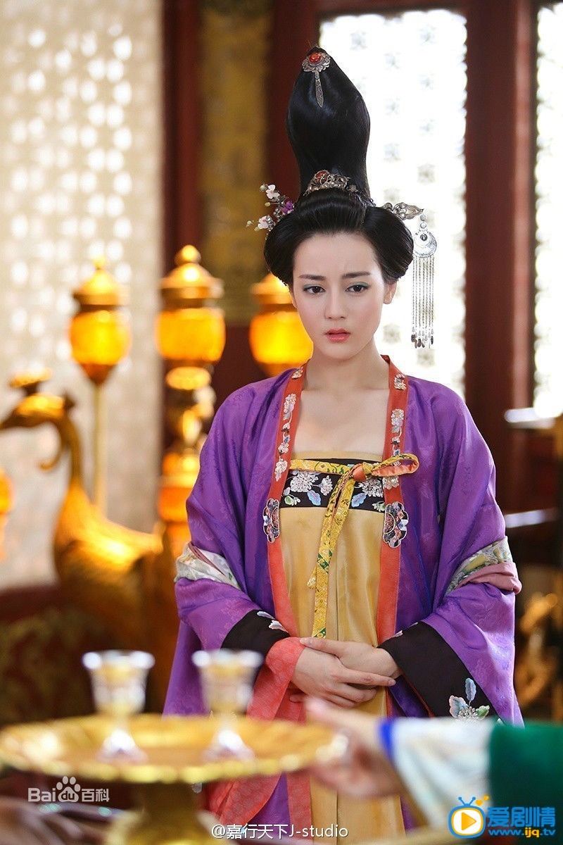 迪丽热巴《美人制造》剧照 迪丽热巴高清写真_迪丽热巴高清剧照
