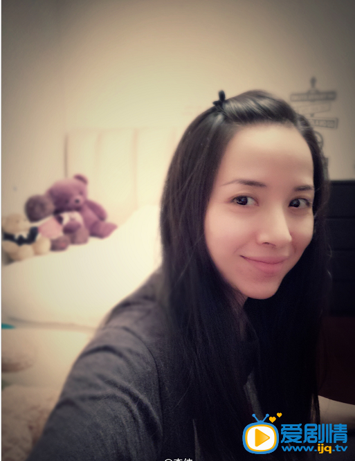 李佳生活照 李佳高清写真_李佳高清剧照