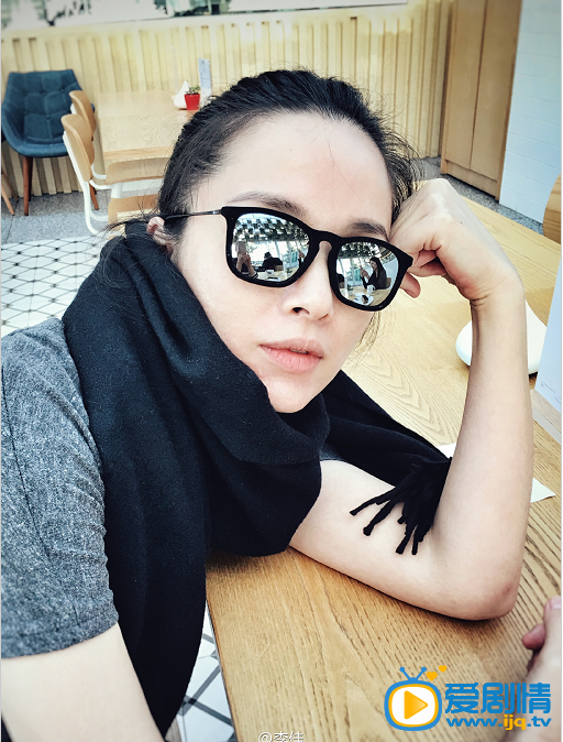 李佳生活照 李佳高清写真_李佳高清剧照