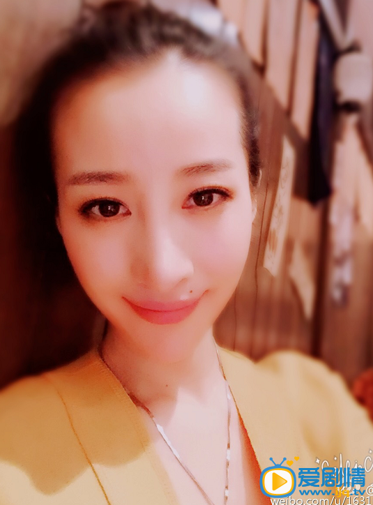 李舒桐生活照 李舒桐高清写真_李舒桐高清剧照