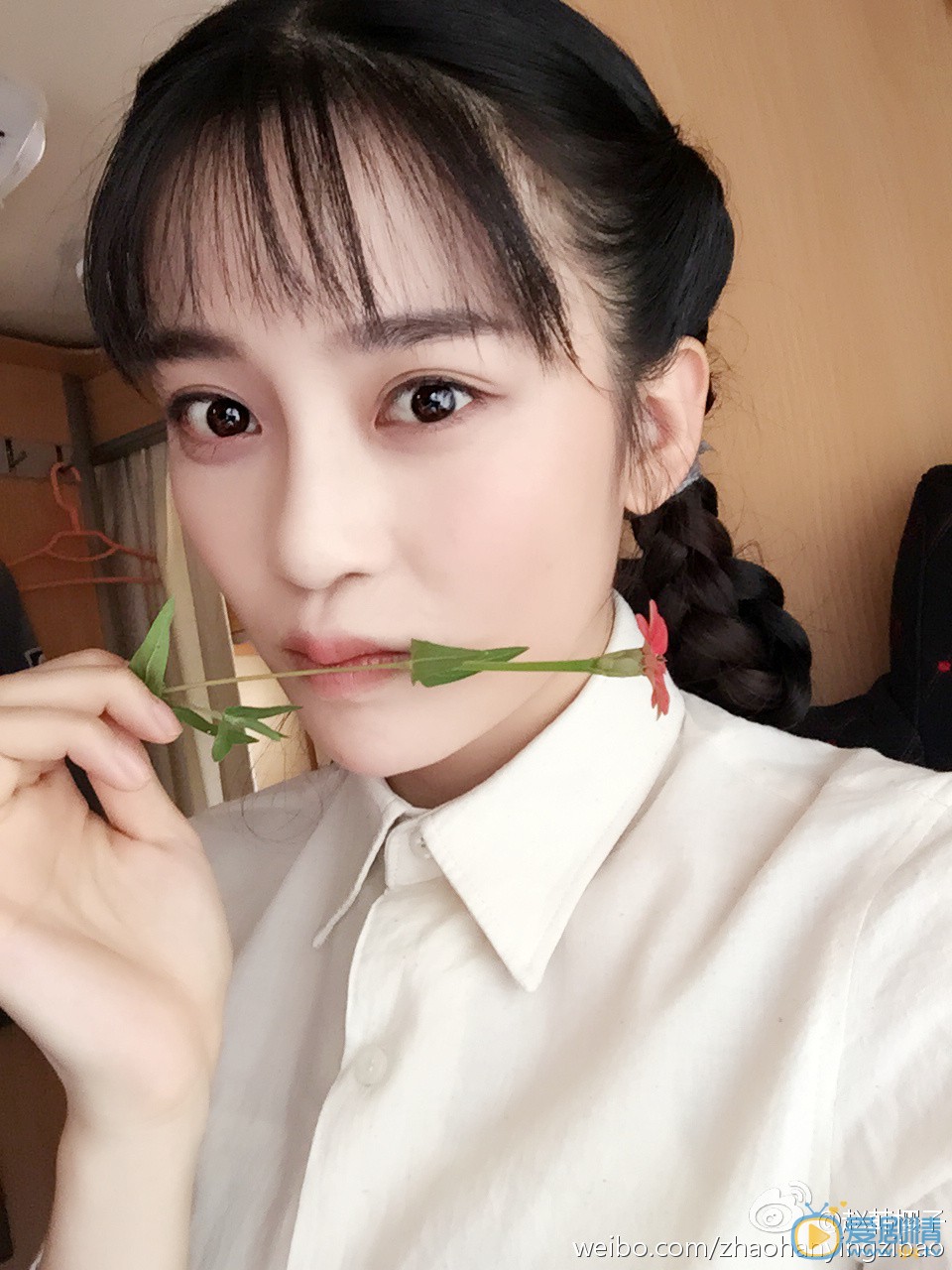 赵樱子嘟嘴卖萌照 赵樱子高清写真_赵樱子高清剧照