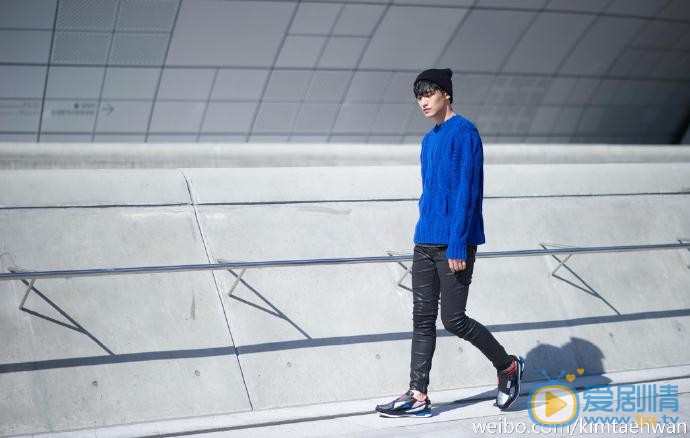 金泰焕时尚街拍 金泰焕高清写真_金泰焕高清剧照