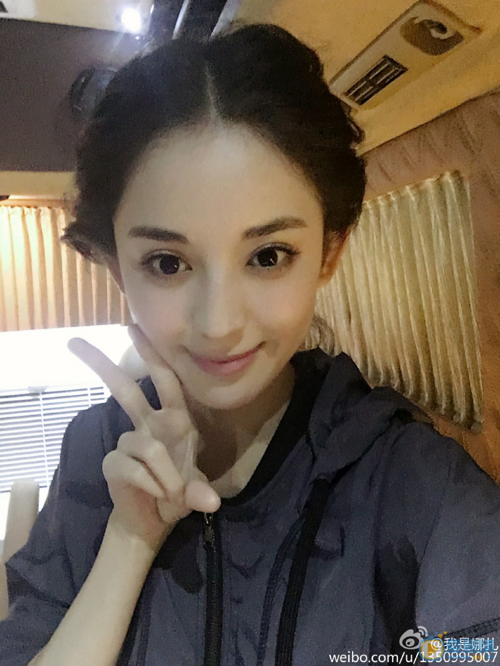 古力娜扎卖萌表情包 古力娜扎高清写真_古力娜扎高清剧照