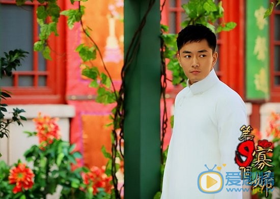 李东学《第九个寡妇》剧照 李东学高清写真_李东学高清剧照