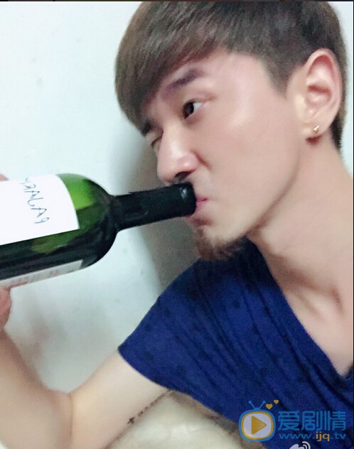 崔永炫生活照 崔永炫个人资料介绍简介崔永炫生活照