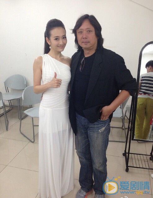 王鸥与人合照 王鸥个人资料介绍简介王鸥与人合照