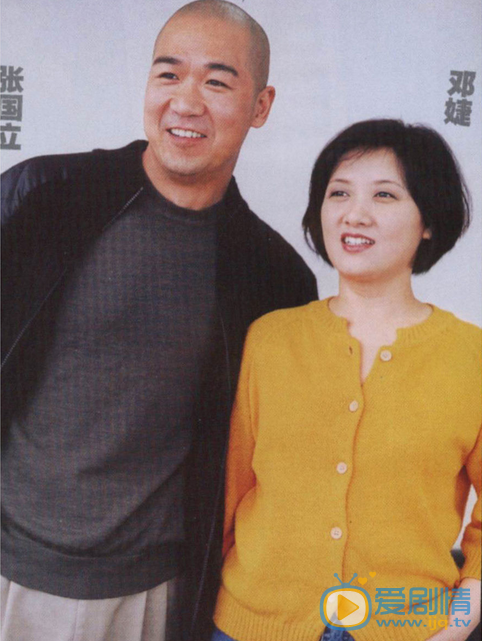 张国立张国立和老婆邓婕合影 张国立高清写真_张国立高清剧照