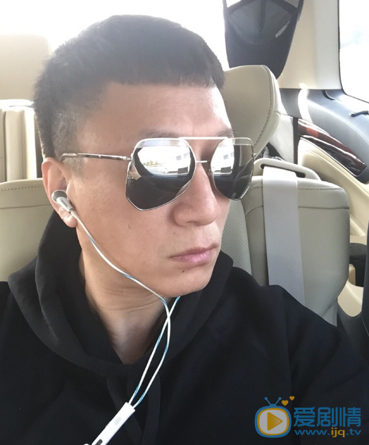 孙红雷自拍照 孙红雷 自拍照