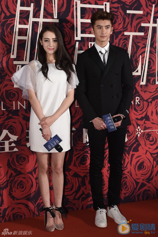 张云龙出席活动照 29日，北京，电影《怦然星动》举办首映记者会。主演杨幂、李易峰、迪丽热巴、陈数、张云龙出席。