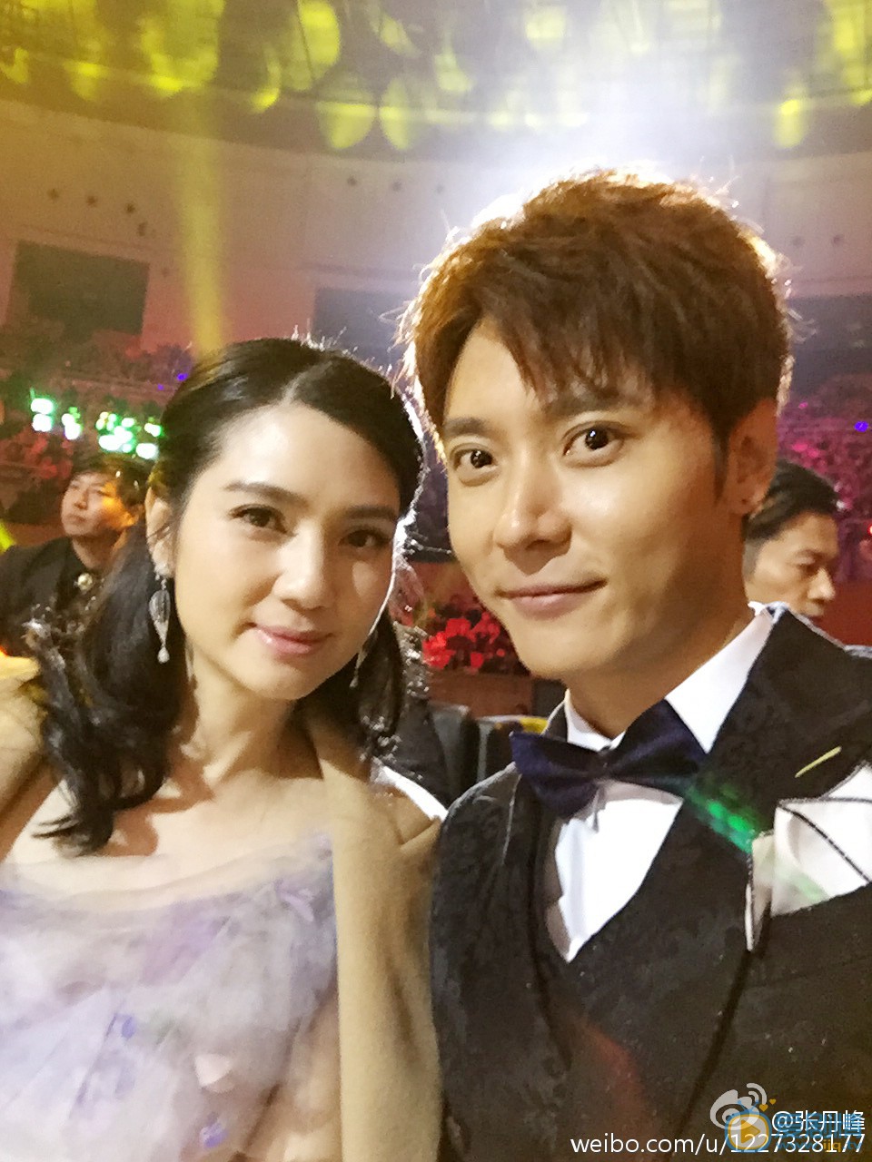张丹峰和老婆洪欣合照 张丹峰高清写真_张丹峰高清剧照