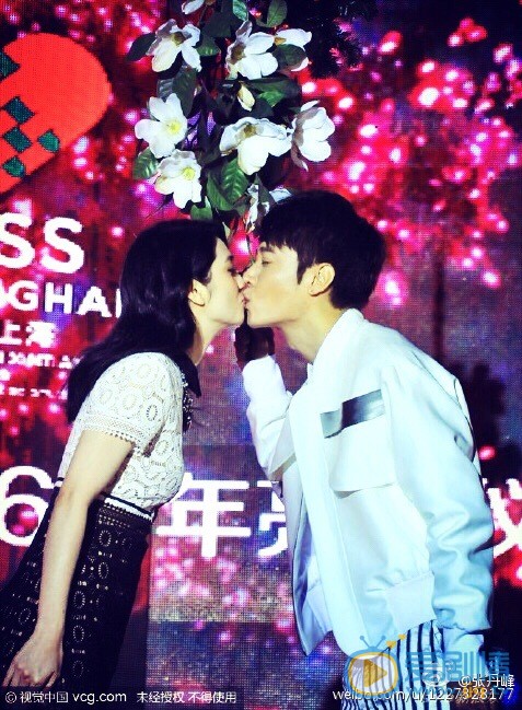 张丹峰和老婆洪欣合照 张丹峰高清写真_张丹峰高清剧照