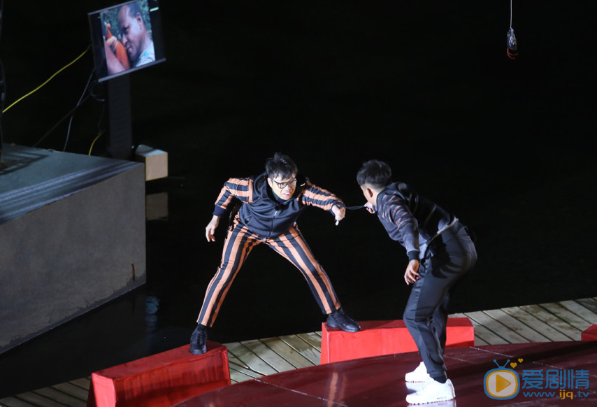 黄磊《极限挑战》节目照 黄磊高清写真_黄磊高清剧照