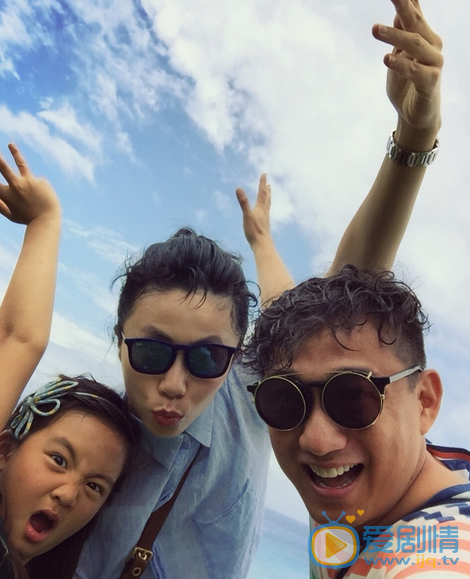 黄磊家庭 黄磊高清写真_黄磊高清剧照