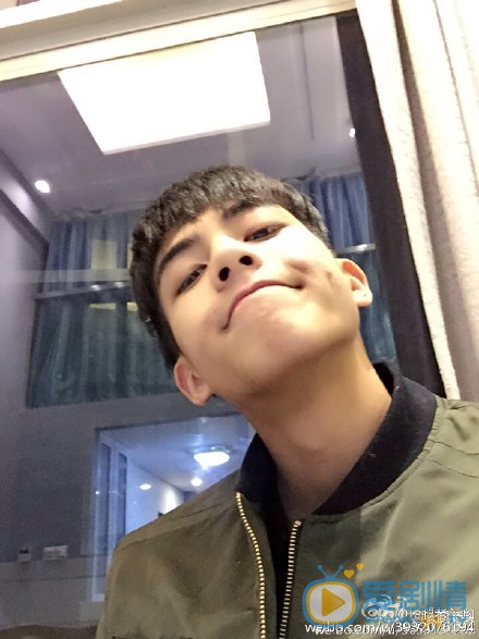 宋威龙生活照 宋威龙高清写真_宋威龙高清剧照
