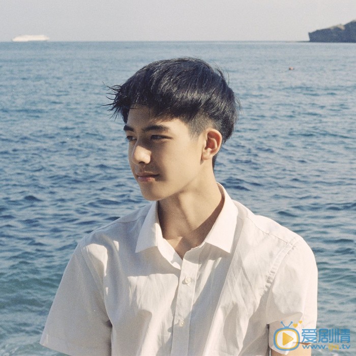 宋威龙夏日清凉写真 宋威龙高清写真_宋威龙高清剧照