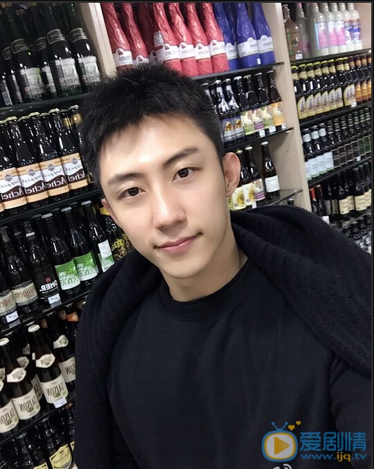 黄景瑜生活照 黄景瑜个人资料介绍简介黄景瑜生活照
