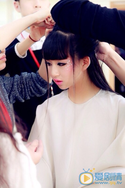 小彩旗2014年春晚舞台照 小彩旗高清写真_小彩旗高清剧照
