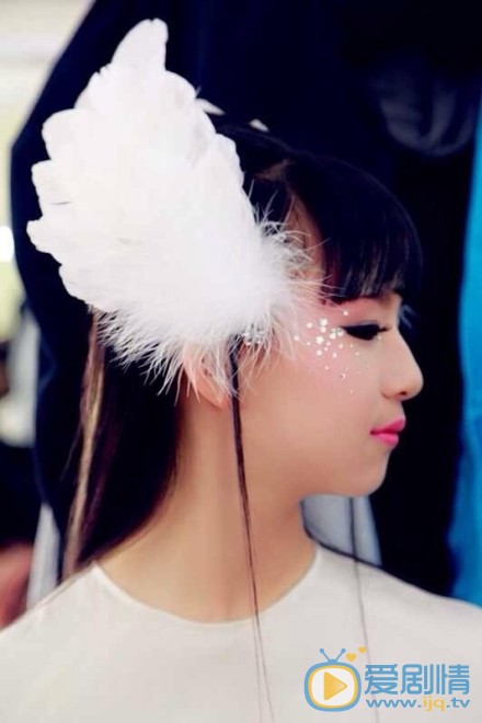 小彩旗2014年春晚舞台照 小彩旗高清写真_小彩旗高清剧照