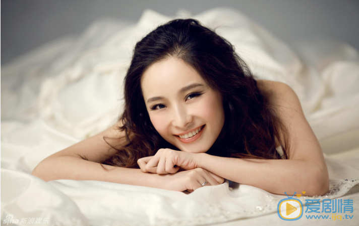  致单身男女马春芳是谁扮演的？马春芳扮演者李曼个人资料介绍及生活写真照欣赏