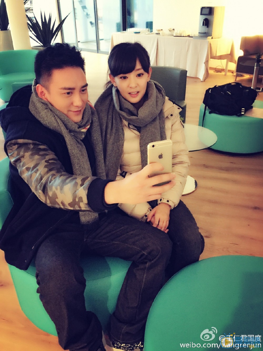 王仁君明星合照 王仁君高清写真_王仁君高清剧照