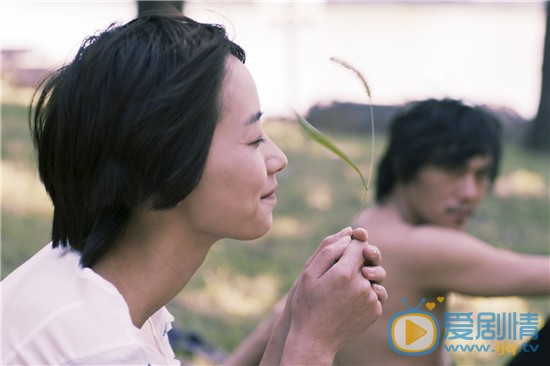 刘雅瑟《摇滚英雄》剧照 刘雅瑟高清写真_刘雅瑟高清剧照