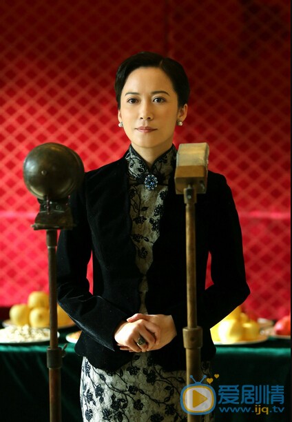 俞飞鸿《东方战场》剧照 俞飞鸿个人资料介绍简介俞飞鸿《东方战场》剧照