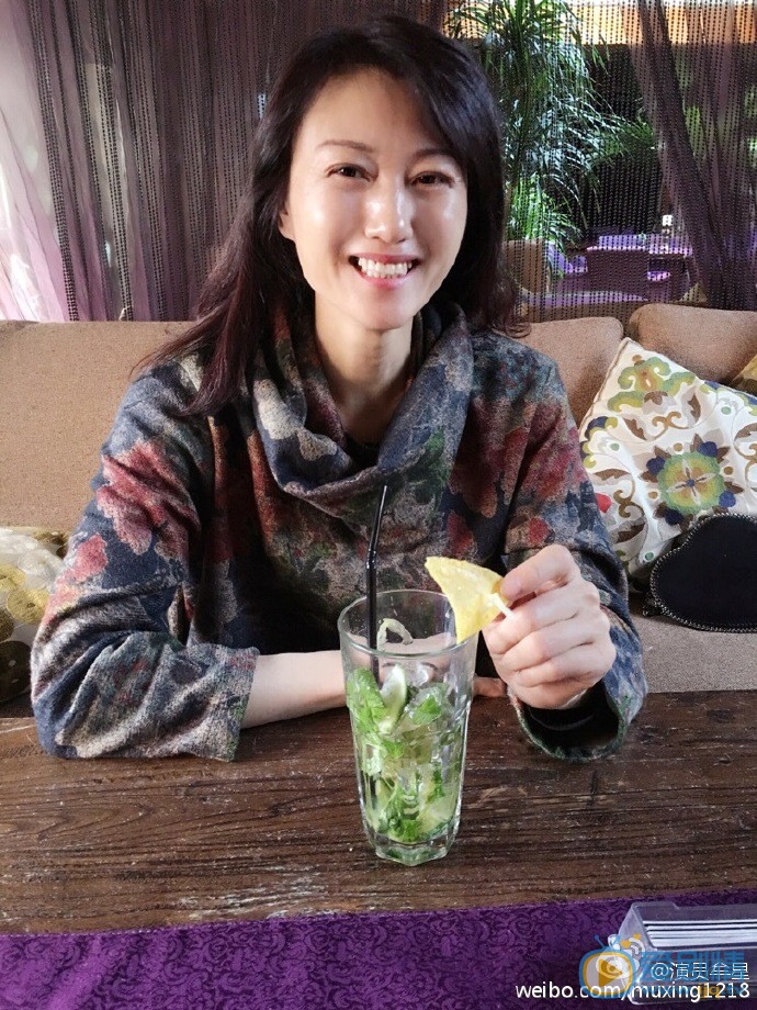 牟星家人合照 牟星高清写真_牟星高清剧照