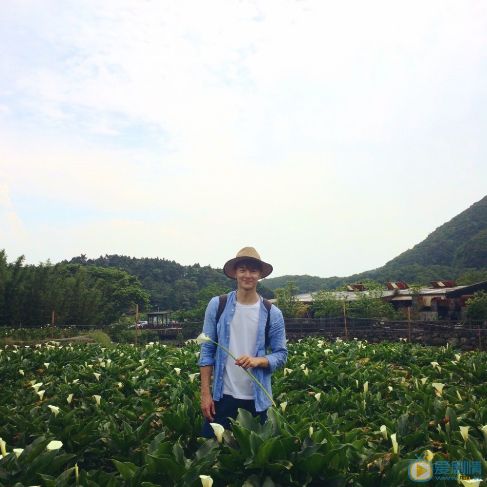 张轩睿旅行照片 张轩睿高清写真_张轩睿高清剧照