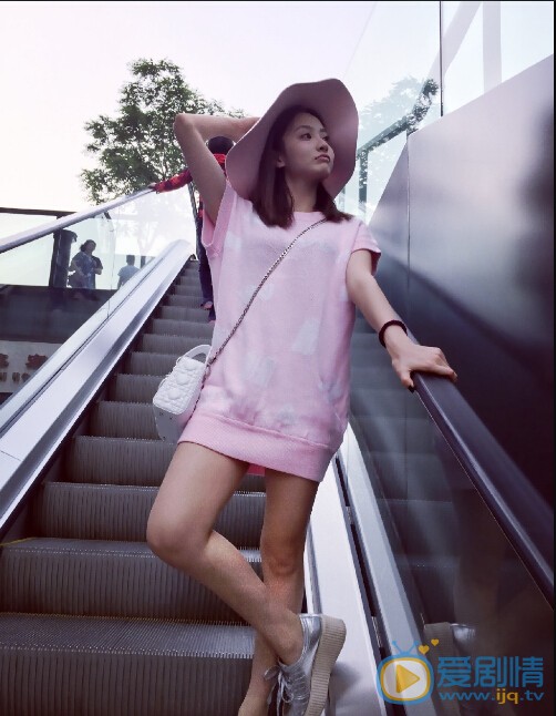 赖雨濛生活照 赖雨濛个人资料生活照赖雨濛个人简介