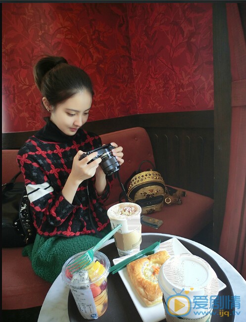 赖雨濛生活照 赖雨濛个人资料生活照赖雨濛个人简介