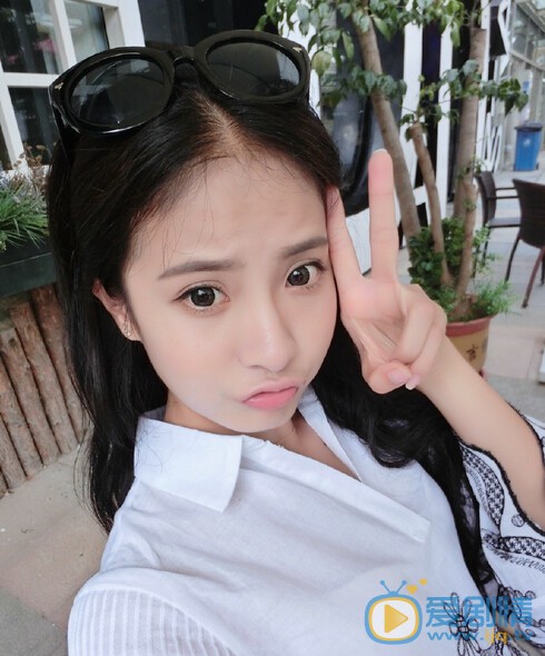 赖雨濛生活照 赖雨濛个人资料生活照赖雨濛个人简介