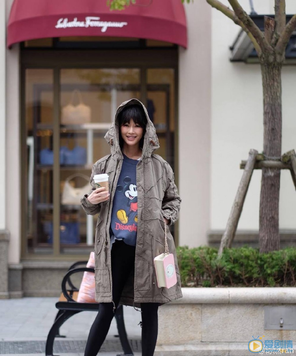 陈燃街拍潮服照 陈燃高清写真_陈燃高清剧照