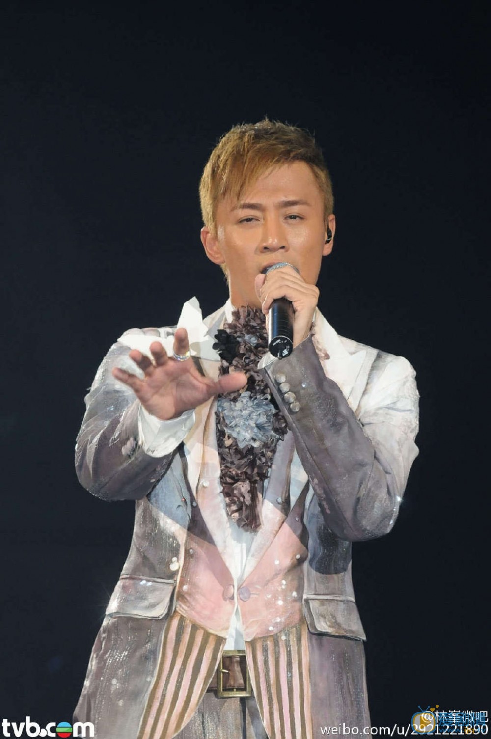 林峯演唱会造型 林峯高清写真_林峯高清剧照