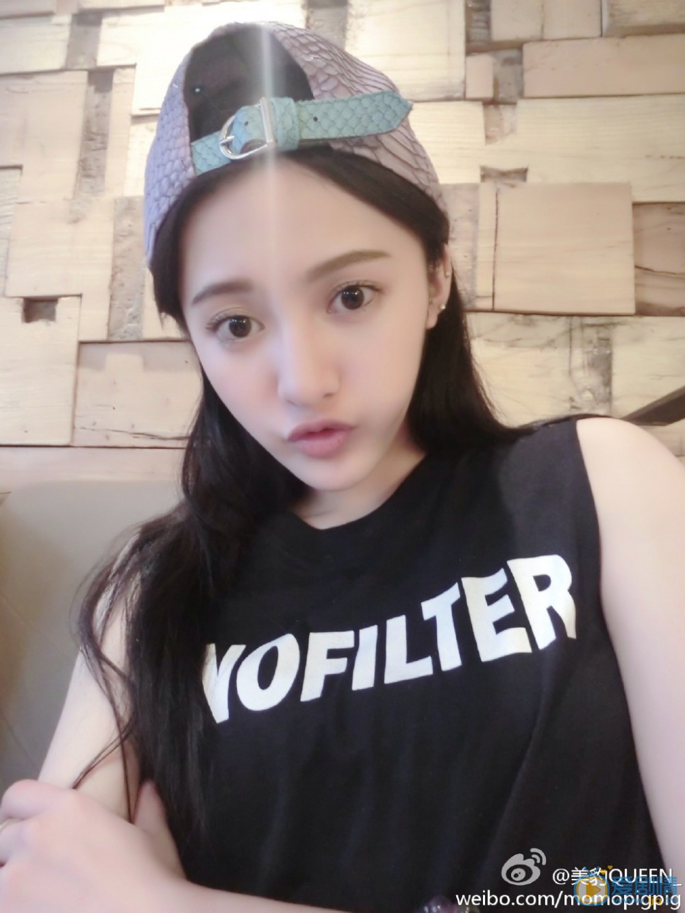 王美人嘟嘴卖萌照 王美人高清写真_王美人高清剧照