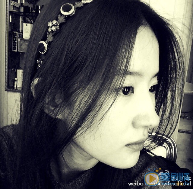 刘亦菲生活自拍照 刘亦菲高清写真_刘亦菲高清剧照