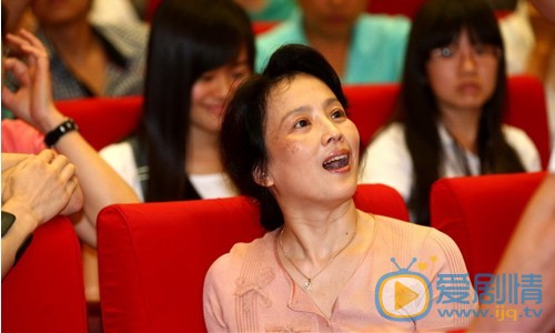 刘亦菲儿时家人照片 刘亦菲高清写真_刘亦菲高清剧照